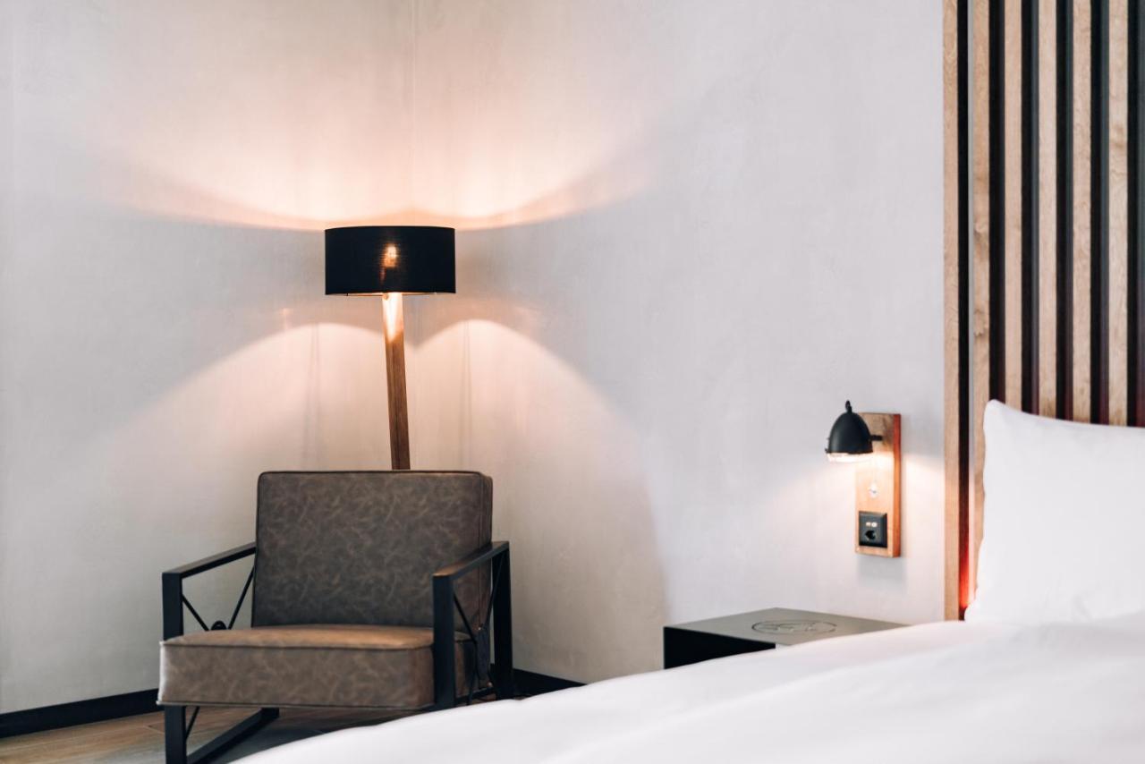 Alaia Lodge Кранс Монтана Екстериор снимка